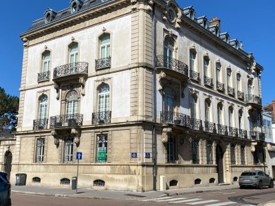 BUREAU A LOUER - CHALON SUR SAONE - 137 m2 - 140,15 € HC/m<sup>2</sup>/an