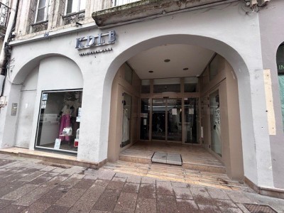 LOCAL COMMERCIAL A LOUER - CHALON SUR SAONE - 354 m2 - 91,55 € HC et HT/m<sup>2</sup>/an