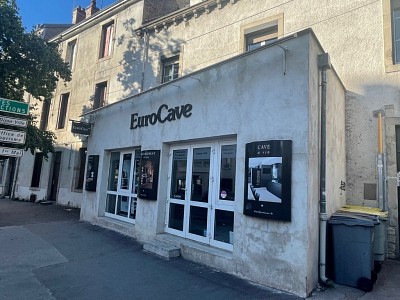 LOCAL COMMERCIAL A VENDRE - DIJON - 50 m2 - 135850 € 