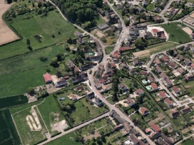 OPPORTUNITE FONCIERE A VENDRE - FARGES LES CHALON - 7600 m2 - 300352€ 