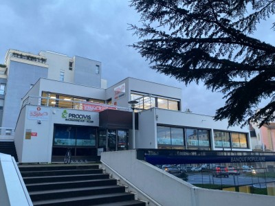 ENSEMBLE IMMOBILIER A USAGE DE BUREAUX A VENDRE - MACON - 345,6 m2 divisibles  partir de 164,71 m2 - 1495,40 € /m<sup>2</sup>