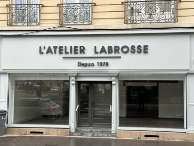 LOCAL COMMERCIAL A LOUER - CHALON SUR SAONE - 152.13 m2 - 164,07 € HC/m<sup>2</sup>/an