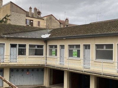 BUREAU A VENDRE - CHALON SUR SAONE - 31.69 m2 divisibles  partir de 15.78 m2 - 788,89 € /m<sup>2</sup>