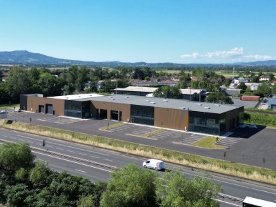 LOCAL D ACTIVITE A LOUER - AMBERIEUX - 1827 m2 divisibles � partir de 871 m2 - 98,52�&euro; HC et HT/m<sup>2</sup>/an