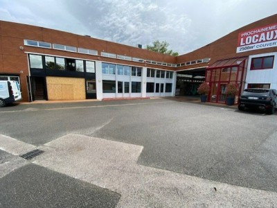 LOCAL D ACTIVITE A VENDRE - CHARNAY LES MACON - 1980 m2 - 2 200 000 &euro; 