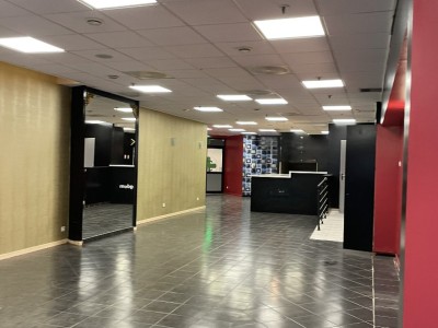 LOCAL COMMERCIAL A VENDRE - DIJON - 182.4 m2 - 291200€ 
