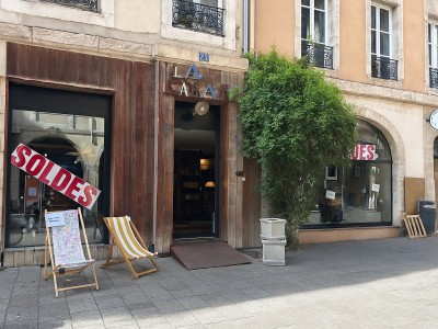 LOCAL COMMERCIAL A LOUER - CHALON SUR SAONE - 102 m2 - 250€ HC et HT/m<sup>2</sup>/an