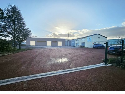 LOCAL D ACTIVITE A LOUER - DRACY LE FORT - 380 m2 - 75,99€ HC et HT/m<sup>2</sup>/an