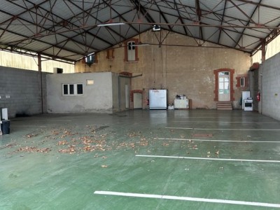 LOCAL D ACTIVITE A LOUER - L ABERGEMENT DE CUISERY - 600 m2 - 35€ HC et HT/m<sup>2</sup>/an