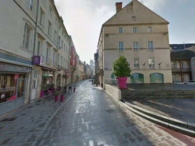 LOCAL COMMERCIAL A LOUER - CHALON SUR SAONE - 51 m2 - 188,24�&euro; HC/m<sup>2</sup>/an