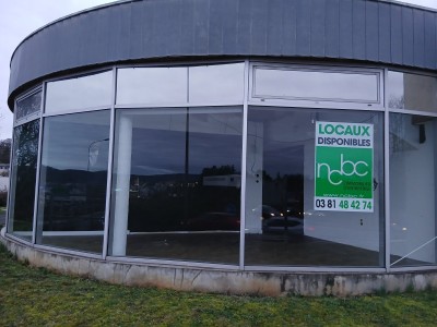 LOCAL COMMERCIAL A LOUER - BESANCON - 120.8 m2 - 228,48 &euro; HC et HT/m<sup>2</sup>/an