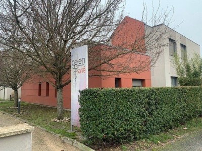 BUREAU A USAGE PROFESSIONNEL A LOUER - BEAUNE - 189.1 m2 - 207,64�&euro; HC et HT/m<sup>2</sup>/an