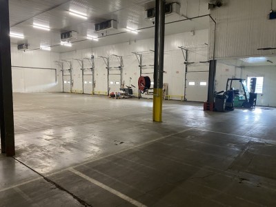 ENTREP�T FRIGORIFIQUE A LOUER - MACON - 3857 m2 divisibles � partir de 1500 m2 - 70,00�&euro; HC et HT/m<sup>2</sup>/an