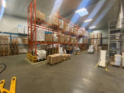 LOCAL D ACTIVITE A LOUER - MANZIAT - 171 m2 - 105,26�&euro; HC et HT/m<sup>2</sup>/an