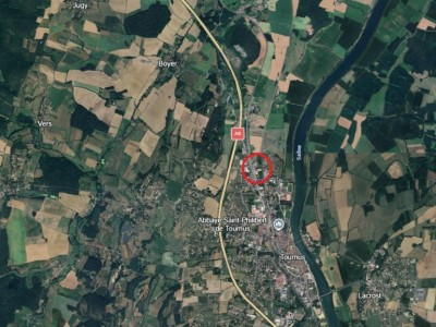 TERRAIN A VENDRE - TOURNUS - 6933 m2 - 277�320�&euro; 