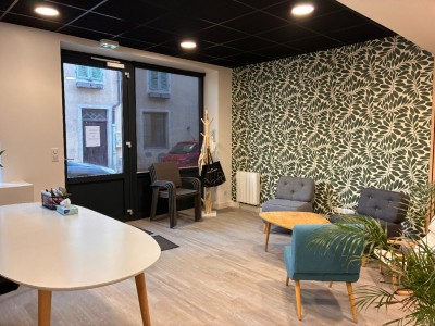 LOCAL COMMERCIAL A LOUER - GIVRY - 57 m2 - 143,16�&euro; HC/m<sup>2</sup>/an