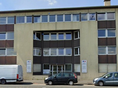 BUREAUX A VENDRE - MACON - 1200 m2 divisibles à partir de 60 m2 - Prix : nous consulter