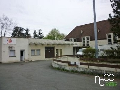 LOCAL D ACTIVITE A LOUER - NUITS ST GEORGES - 561 m2 - 120 € HC et HT/m<sup>2</sup>/an