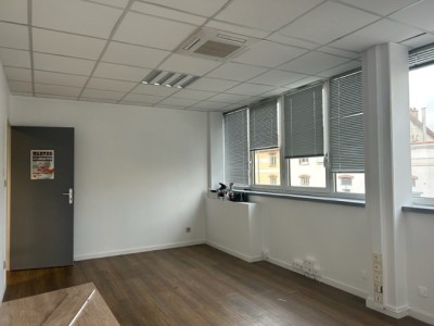 BUREAU - CHALON SUR SAONE - 240 m2 - RÉALISÉ