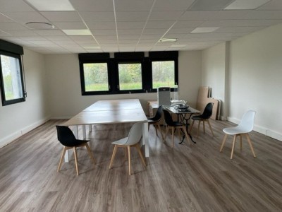 BUREAU - MACON - 102 m2 - RÉALISÉ