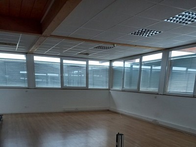BUREAU A VENDRE - BESANCON - 278 m2 - 378810 € 