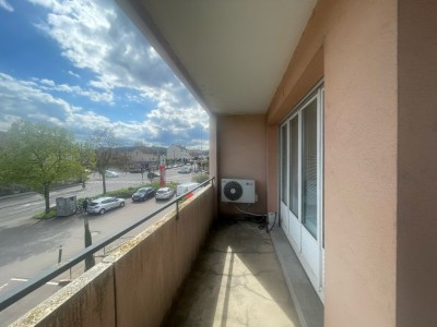 LOCAL COMMERCIAL TYPE BUREAU A VENDRE - DIJON - 74 m2 - 150000 € 