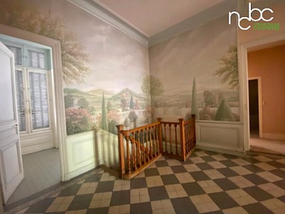 BUREAU A VENDRE - LYON 6EME ARRONDISSEMENT - 300 m2 divisibles  partir de 100 m2 - 7000 € /m<sup>2</sup>