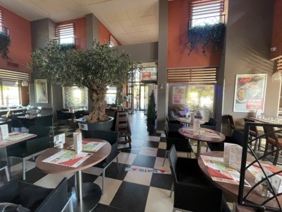 FONDS DE COMMERCE A CEDER<br>RESTAURANT - DOLE - 420 m2 - 715000 €