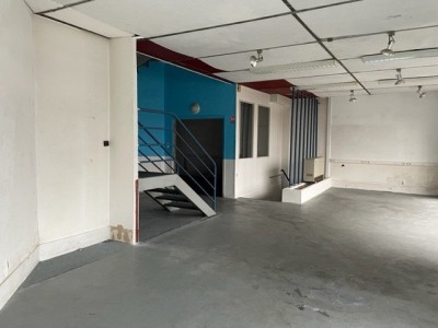 LOCAL COMMERCIAL A LOUER - AUTUN - 122 m2 - 80,07 € HC/m<sup>2</sup>/an
