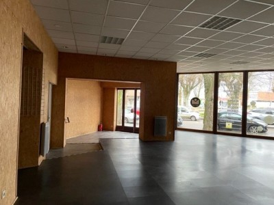 LOCAL COMMERCIAL A LOUER - AUTUN - 100 m2 - 90 € HC et HT/m<sup>2</sup>/an