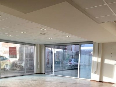 LOCAL COMMERCIAL A LOUER - CHALON SUR SAONE - 170 m2 - 110,00 € HC et HT/m<sup>2</sup>/an