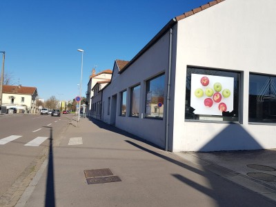 Ensemble immobilier  vocation commerciale A LOUER - CHALON SUR SAONE - 1038,5 m2 - 120,03 € HC et HT/m<sup>2</sup>/an