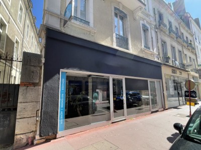 LOCAL COMMERCIAL A LOUER - CHALON SUR SAONE - 82.81 m2 - 231,86 € HC et HT/m<sup>2</sup>/an