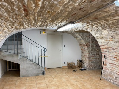 LOCAL COMMERCIAL A LOUER - CHALON SUR SAONE - 170 m2 - 129,46 € HC/m<sup>2</sup>/an