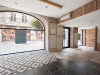 LOCAL COMMERCIAL A LOUER - CHALON SUR SAONE - 102 m2 - 250 € HC et HT/m<sup>2</sup>/an