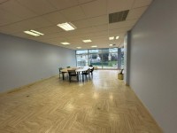 LOCAL COMMERCIAL A LOUER - DIJON - 600 m2 - 90 &euro; HC et HT/m<sup>2</sup>/an