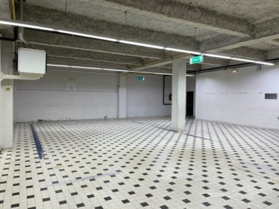 LOCAL COMMERCIAL A LOUER - MONTCEAU LES MINES - 1300 m2 - 53,85 € HC et HT/m<sup>2</sup>/an