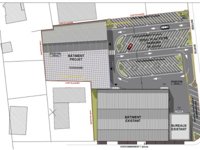 LOCAL COMMERCIAL A LOUER - OYONNAX - 1400 m2 divisibles  partir de 400 m2 - 180 € HC et HT/m<sup>2</sup>/an