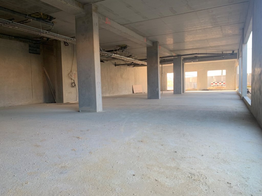 LOCAL COMMERCIAL A LOUER - ST APOLLINAIRE - 297 m2 - 180 € HC et HT/m<sup>2</sup>/an