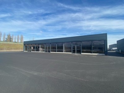 LOCAL COMMERCIAL A LOUER - VARENNES LES MACON - 1110 m2 divisibles  partir de 340 m2 - 118 € HC et HT/m<sup>2</sup>/an