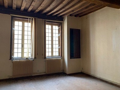 ENSEMBLE IMMOBILIER A VENDRE - CHALON SUR SAONE - 357 m2 - 400000 € 