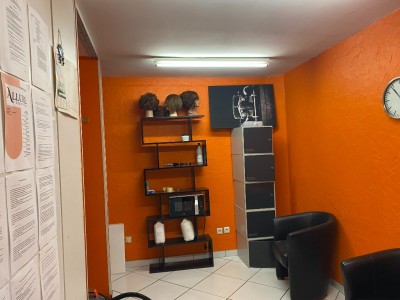 LOCAL COMMERCIAL A VENDRE - CHALON SUR SAONE - 73,42 m2 - 114950 € 