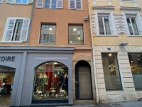 IMMEUBLE DE RAPPORT A VENDRE - MACON - 252.59 m2 - 250 000 &euro; 