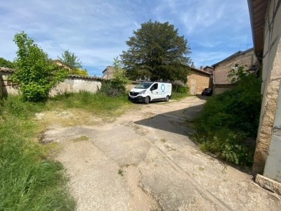 LOCAL COMMERCIAL A VENDRE - PONT DE VEYLE - 350 m2 - 369200 € 