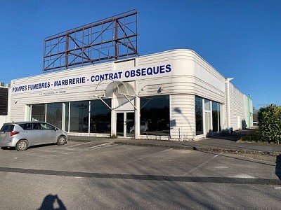 LOCAL COMMERCIAL A VENDRE - ST REMY - 596 m2 - RÉALISÉ