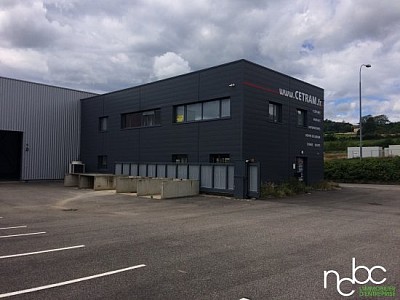 LOCAL D ACTIVITE A LOUER - ANSE - 800 m2 - 120 € HC/m<sup>2</sup>/an