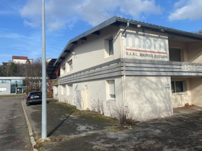 LOCAL D ACTIVITE A LOUER - BESANCON - 1248 m2 divisibles  partir de 90 m2 - Prix : nous consulter