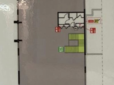 BUREAU A LOUER - BRON - 540 m2 divisibles  partir de 300 m2 - 120 € HC/m<sup>2</sup>/an