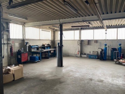 LOCAL D ACTIVITE A LOUER - CHALON SUR SAONE - 700 m2 - 42,86 € HC/m<sup>2</sup>/an