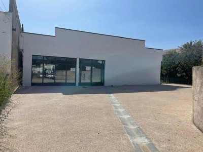 LOCAL D ACTIVITE A LOUER - CHENOVE - 560 m2 - 96 € HC et HT/m<sup>2</sup>/an